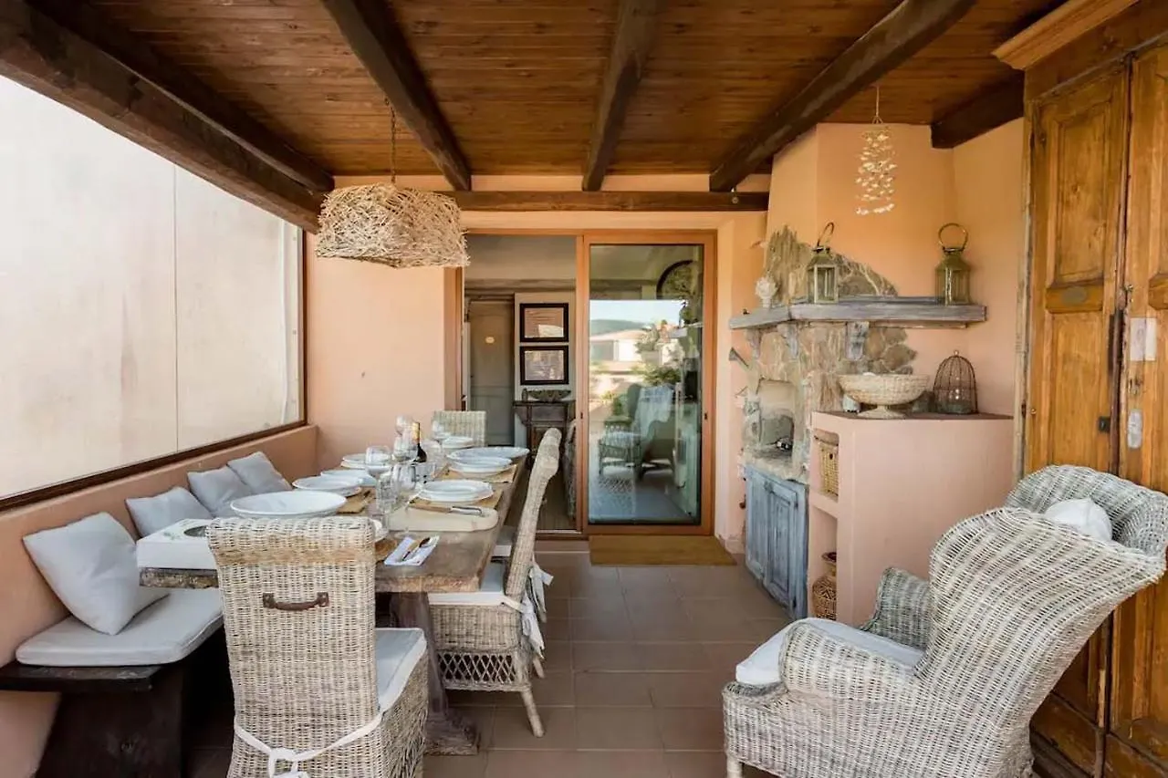 Romantico Appartamento Vista Mare Porto Pozzo 0*,